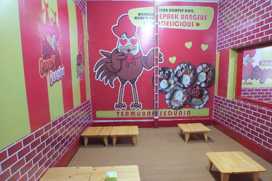 10 Desain Warung Ayam Geprek Minimalis Goshopkey