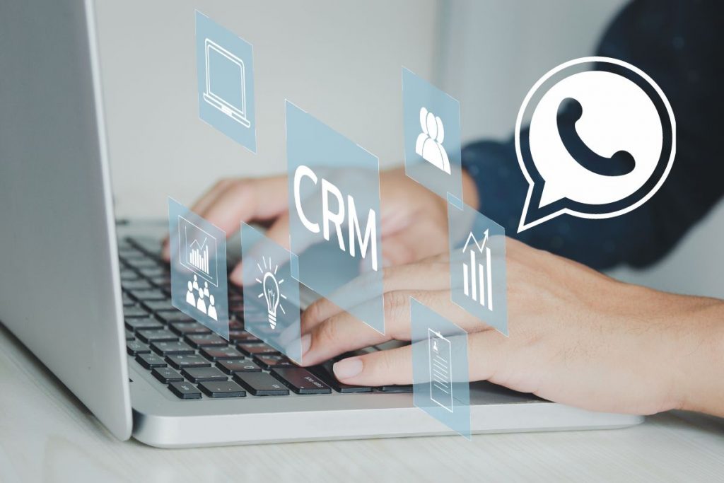 komputer, logo CRM dan WhatsApp